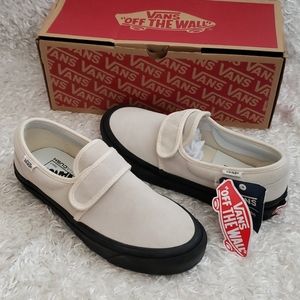 vans velcro slip on